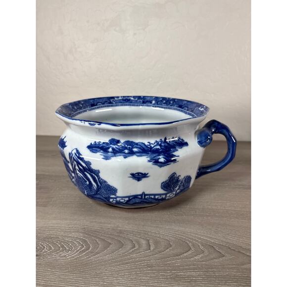 Vintage, Ironstone, Variant Blue Willow, Invalid-Adult Chamber Pot 11inx9inx6in - Picture 2 of 9